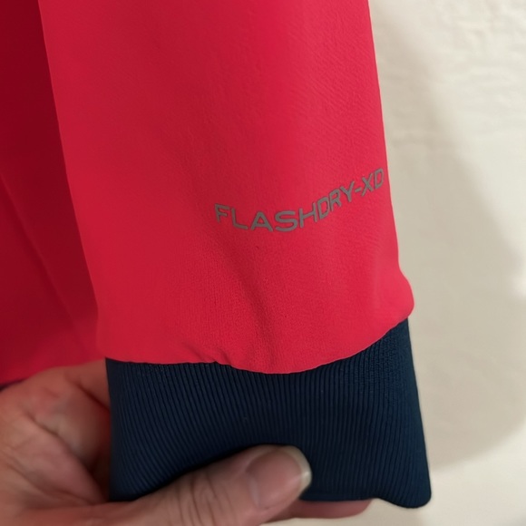 North face water proof ski dress - Picture 7 of 8